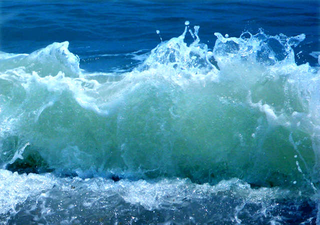 wavedetail.jpg